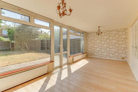 174 Lifstan Way, Southend-on-sea, SS1 2XF