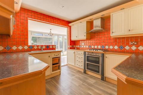 174 Lifstan Way, Southend-on-sea, SS1 2XF
