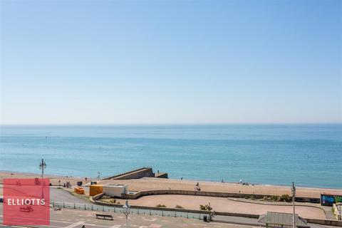3 bedroom apartment for sale, Embassy Court, Kings Road, Brighton
