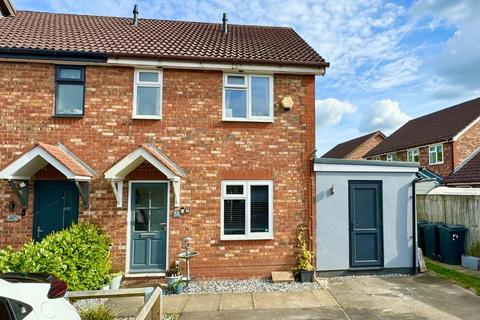 3 bedroom end of terrace house for sale, Smithy Drive, Park Farm