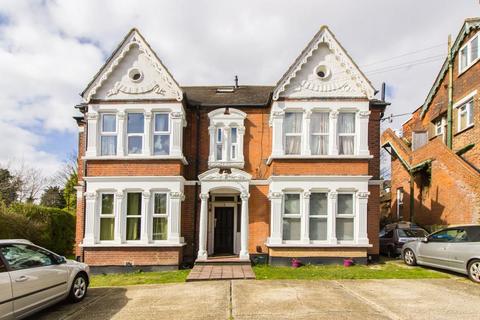 Flat 7, 1 Cossington Road, Westcliff-on-sea, SS0 7NJ