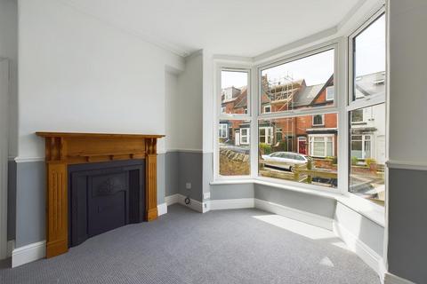 4 bedroom end of terrace house to rent, Wayland Road, Sheffield