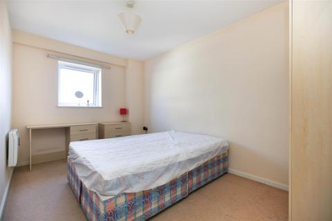 3 bedroom apartment to rent, Rialto Building, Newcastle Upon Tyne NE1