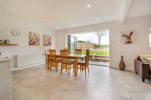 3 bedroom bungalow for sale, Charlton Lane, West Farleigh, Maidstone