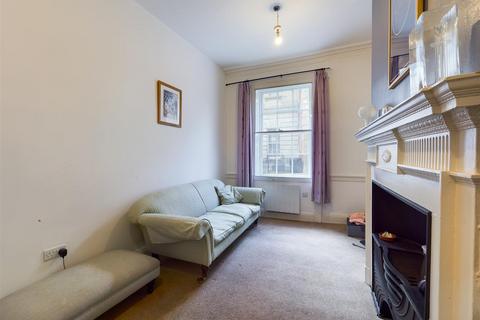 2 bedroom flat to rent, Higham Place, Newcastle Upon Tyne NE1