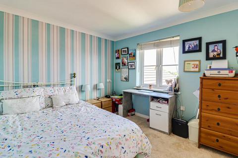 19 Retort Close, Southend-on-sea, SS1 2AQ