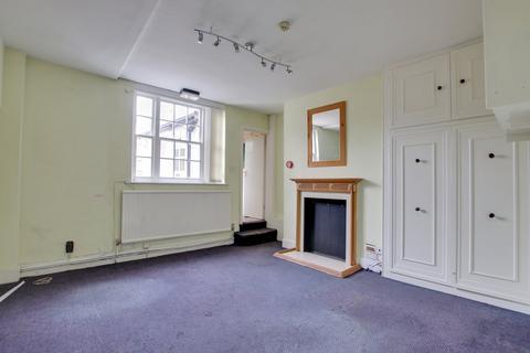 4 bedroom townhouse for sale, High Street, Lymington, SO41