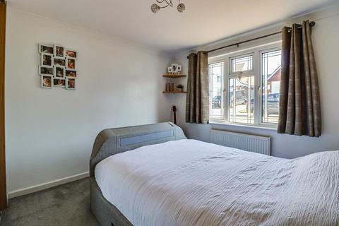 28 Boundary Road, Leigh-on-sea, SS9 5BP