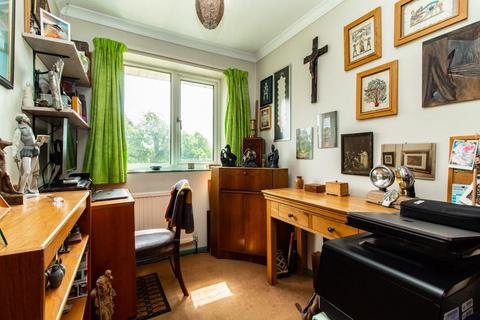 42 Delius Way, Stanford-le-hope, SS17 8RG