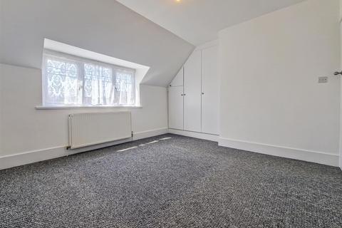 63 Feeches Road, Southend-on-sea, SS2 6TE