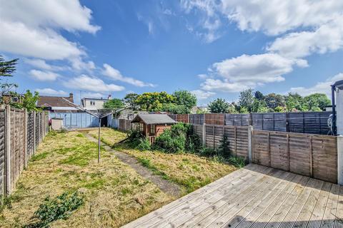 63 Feeches Road, Southend-on-sea, SS2 6TE