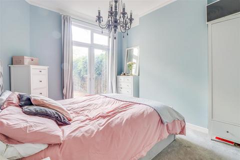 58 Cranley Road, Westcliff-on-sea, SS0 8AL