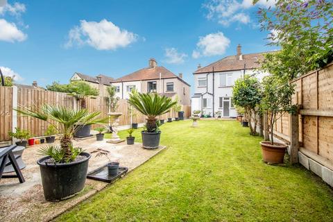 3 bedroom semi-detached house for sale, Rylands Road, Southend-on-Sea SS2