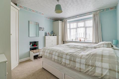 23 Byrne Drive, Southend-on-sea, SS2 6SD