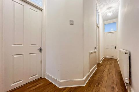 3 bedroom flat for sale, York Road, Southend-on-Sea SS1