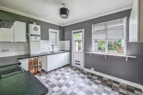 1 Aragon Close, Southend-on-sea, SS2 6SF