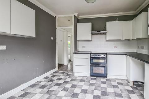 1 Aragon Close, Southend-on-sea, SS2 6SF