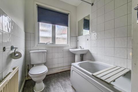 1 Aragon Close, Southend-on-sea, SS2 6SF