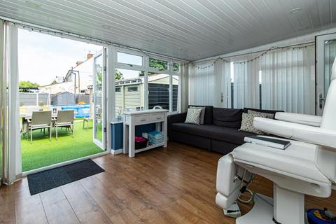 65 Caulfield Road, Shoeburyness, Southend-on-sea, SS3 9LJ