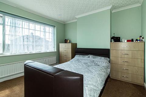 65 Caulfield Road, Shoeburyness, Southend-on-sea, SS3 9LJ