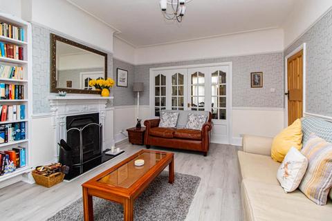 82 Sandringham Road, Southend-on-sea, SS1 2UG