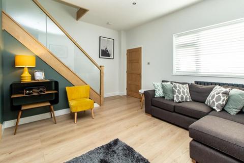 57 Boundary Road, Leigh-on-sea, SS9 5BP