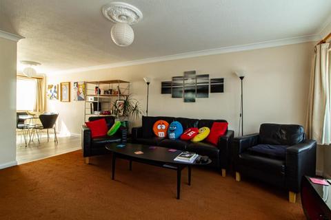 128 Gunners Road, Shoeburyness, Southend-on-sea, SS3 9SB