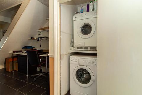 128 Gunners Road, Shoeburyness, Southend-on-sea, SS3 9SB