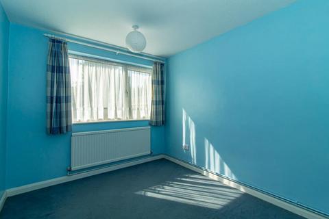 128 Gunners Road, Shoeburyness, Southend-on-sea, SS3 9SB