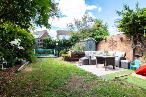 47 Goya Rise, Shoeburyness, Southend-on-sea, SS3 9TE