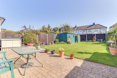 11 Bircham Road, Southend-on-sea, SS2 5DN