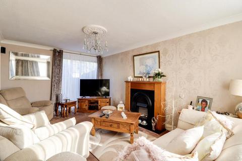 33 Ashanti Close, Shoeburyness, Southend-on-sea, SS3 9RH