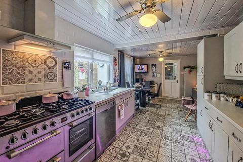 23 West Road, Shoeburyness, Southend-on-sea, SS3 9DR