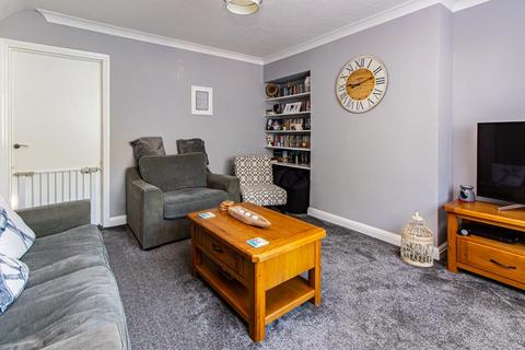 20 Avro Road, Southend-on-sea, SS2 6UX
