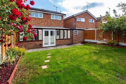 59 Seaview Drive, Great Wakering, Southend-on-sea, SS3 0BE