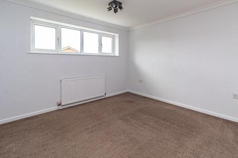59 Seaview Drive, Great Wakering, Southend-on-sea, SS3 0BE