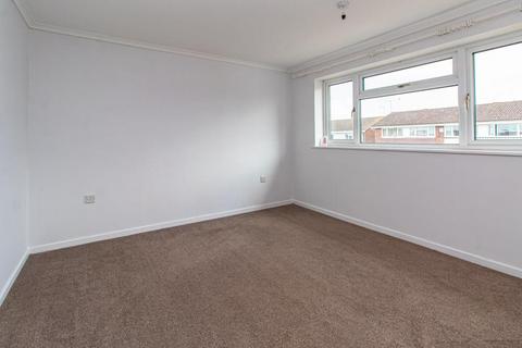 59 Seaview Drive, Great Wakering, Southend-on-sea, SS3 0BE