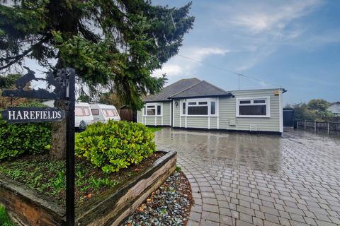 2 bedroom detached bungalow for sale, Lambourne Hall Road, Canewdon SS4