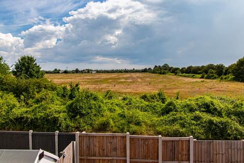 26 Kiln Way, Great Wakering, Southend-on-sea, SS3 0FP