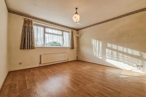 38 Fremantle, Shoeburyness, Southend-on-sea, SS3 9HU