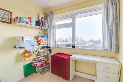 69 Gunners Road, Shoeburyness, Southend-on-sea, SS3 9SB