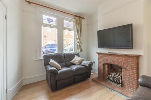 44 Brighton Avenue, Southend-on-sea, SS1 2QN
