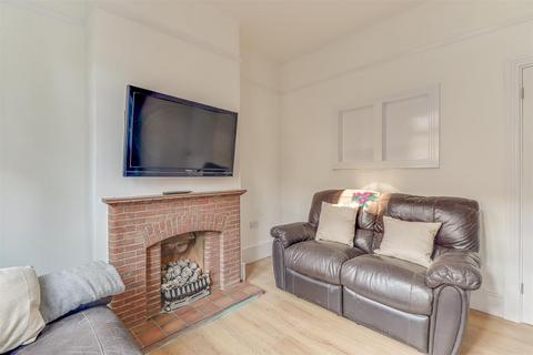 44 Brighton Avenue, Southend-on-sea, SS1 2QN