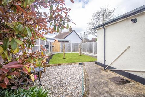 2 bedroom detached bungalow for sale, South Crescent, Southend-on-Sea SS2