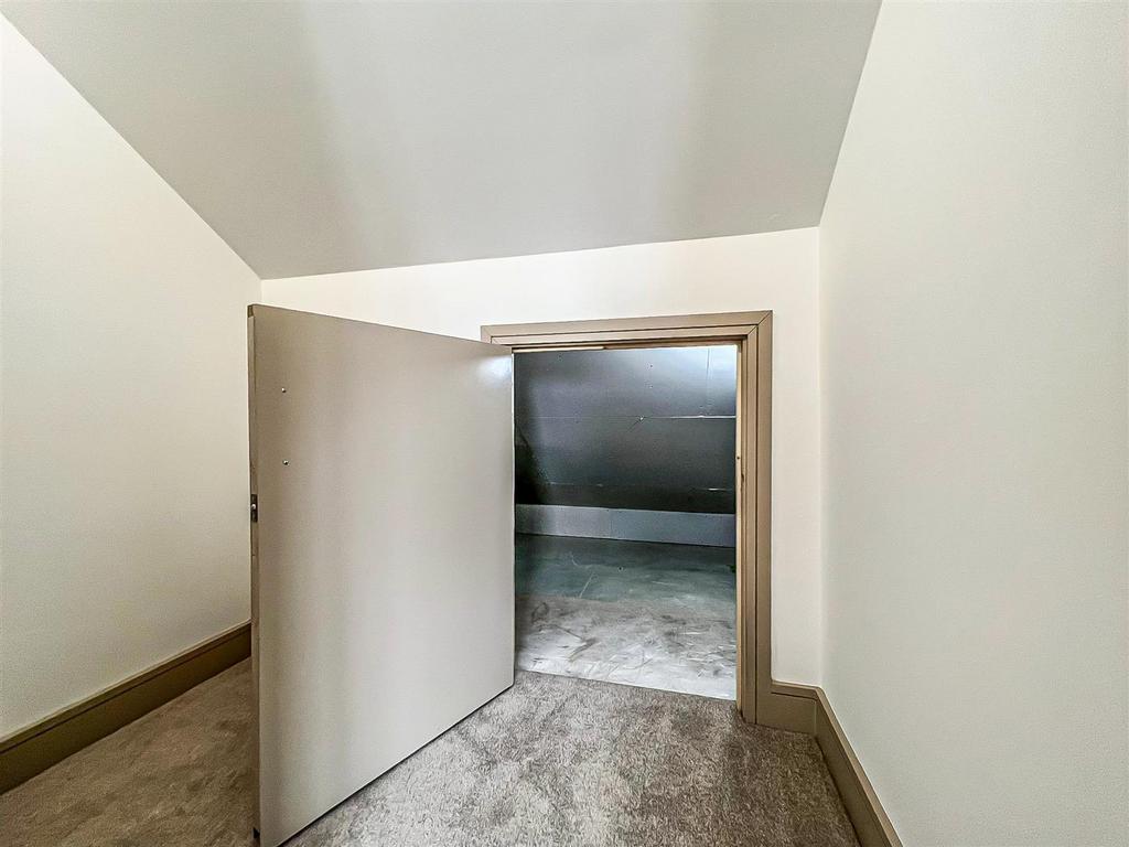 Eaves Storage Space
