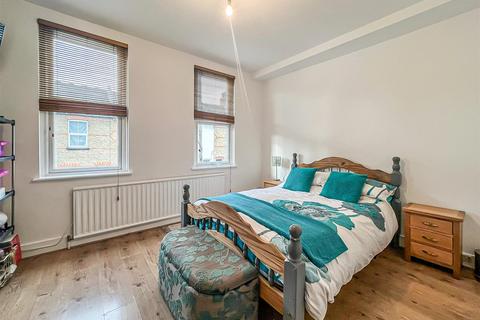 10 Brighton Avenue, Southend-on-sea, SS1 2QN