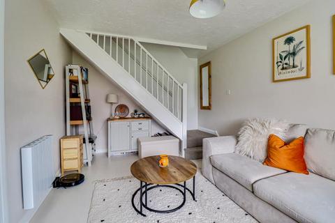 25 Weaverdale, Shoeburyness, Southend-on-sea, SS3 8XL