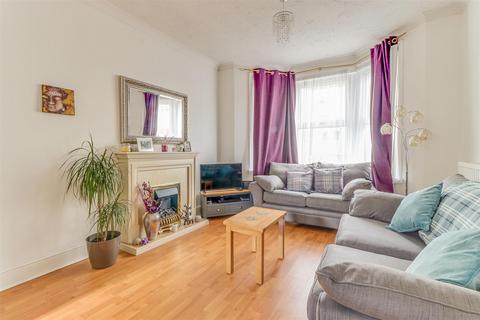 67 Dalmatia Road, Southend-on-sea, SS1 2QG