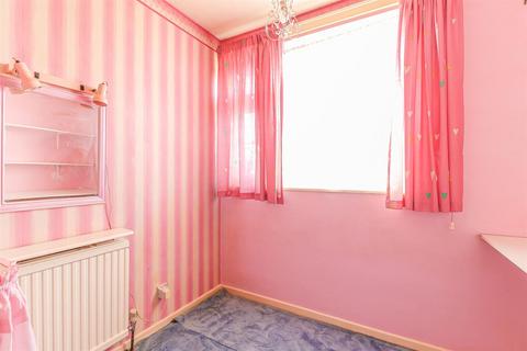 184 Manners Way, Southend-on-sea, SS2 6QB