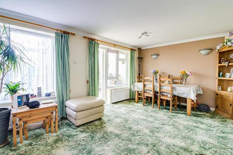 213 Eagle Way, Shoeburyness, Southend-on-sea, SS3 9YG